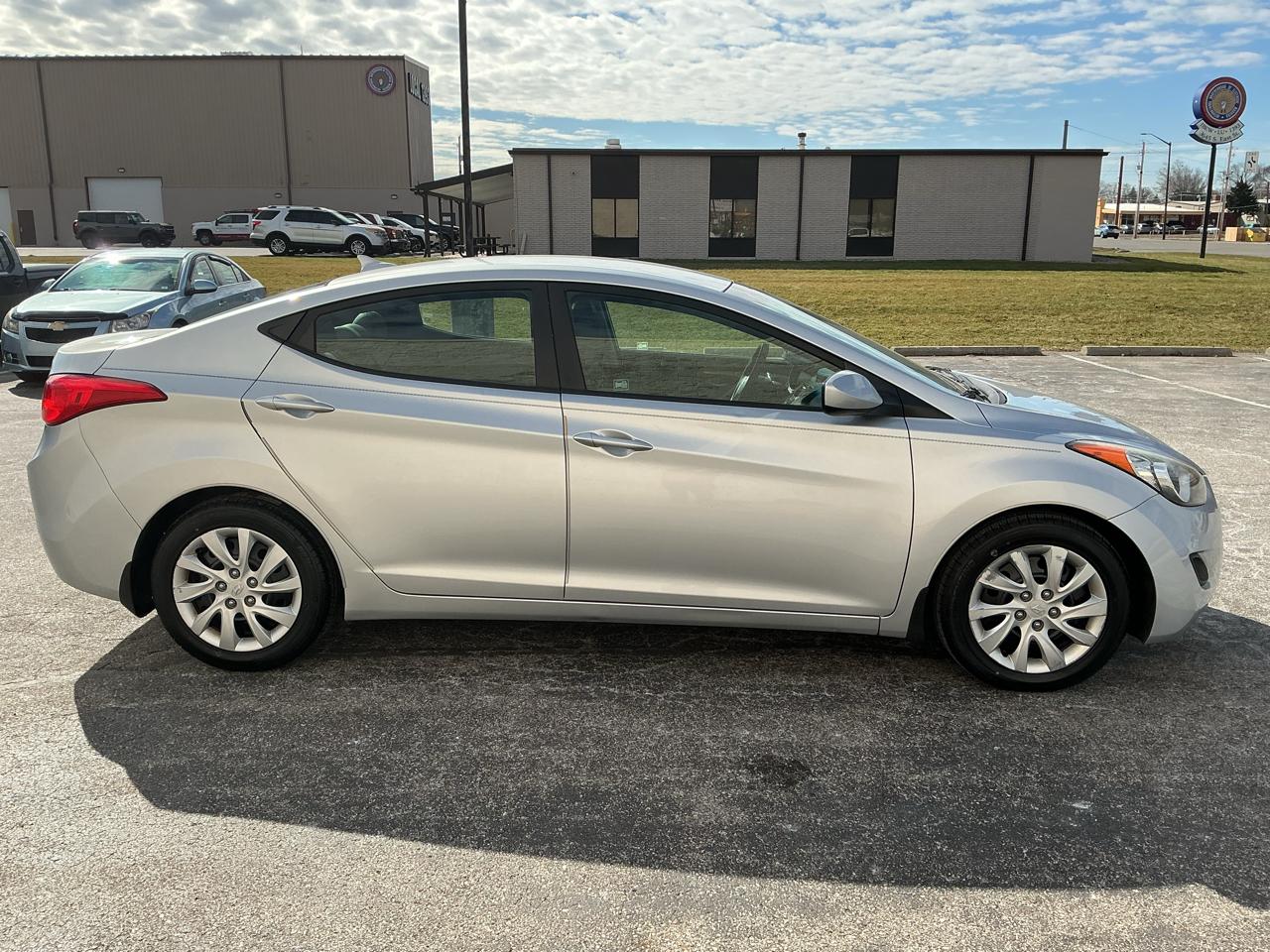 Hyundai Elantra Limited 2013