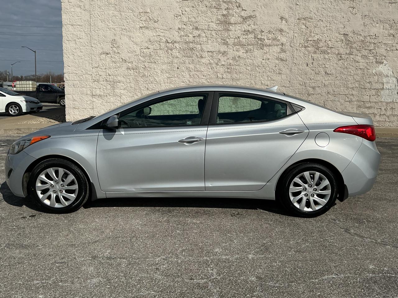 Hyundai Elantra Limited 2013