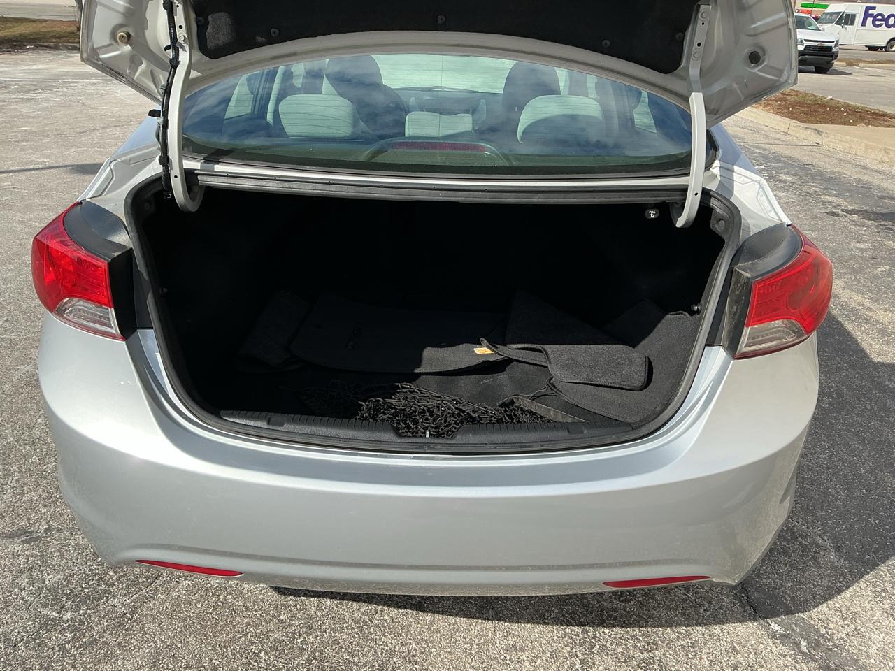 Hyundai Elantra Limited 2013