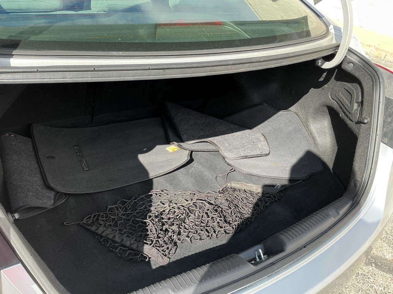 Hyundai Elantra Limited 2013