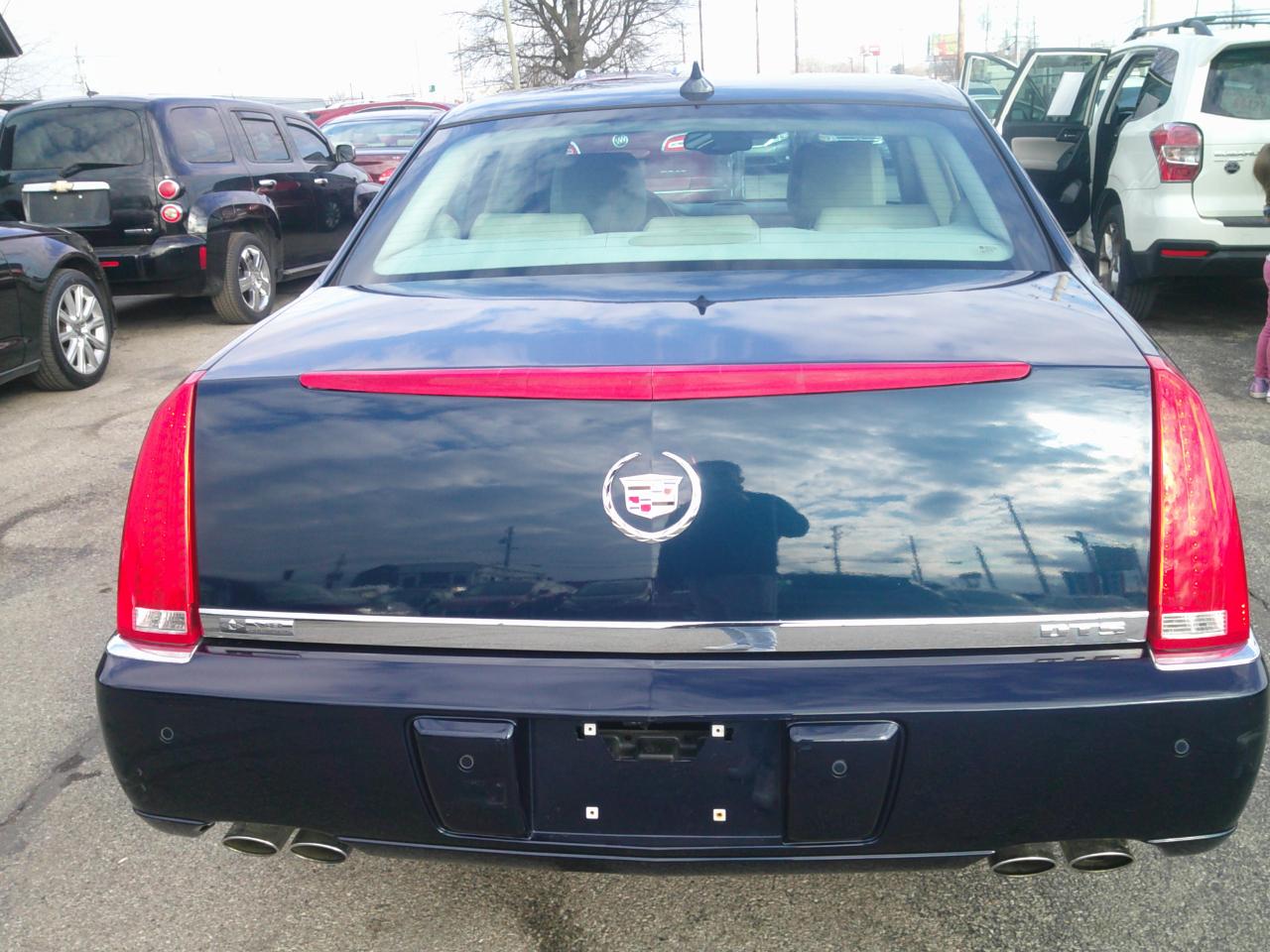 Cadillac DTS Luxury I 2009