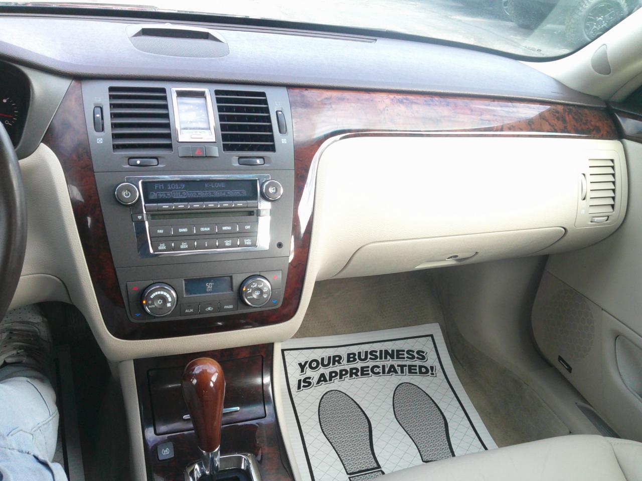 Cadillac DTS Luxury I 2009