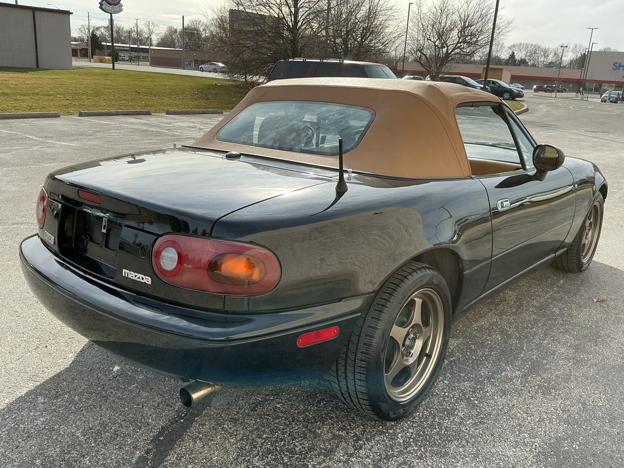 Mazda MX-5 Miata Base 1993