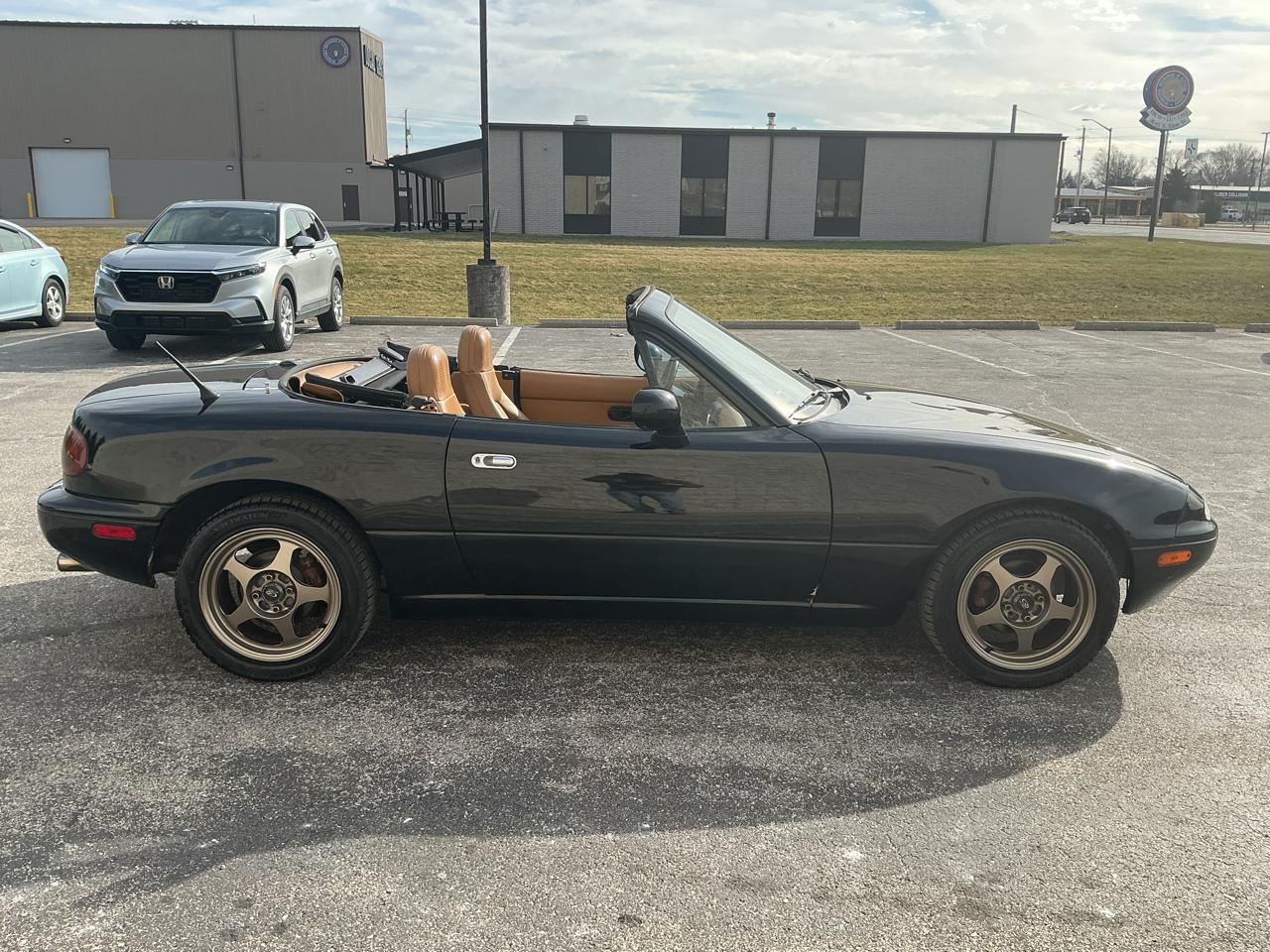 Mazda MX-5 Miata Base 1993
