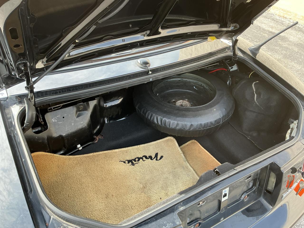 Mazda MX-5 Miata Base 1993