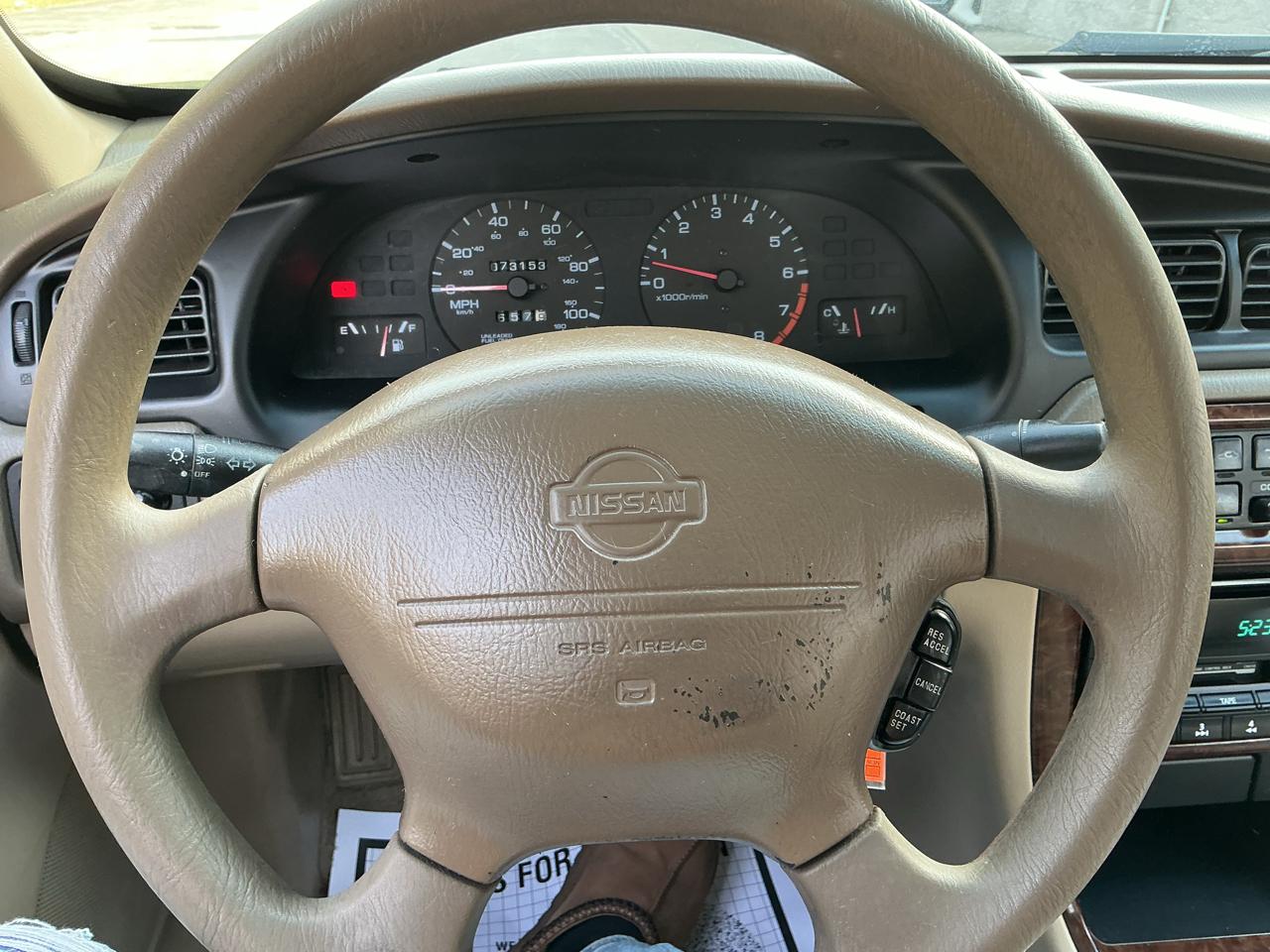 Nissan Altima XE 1999