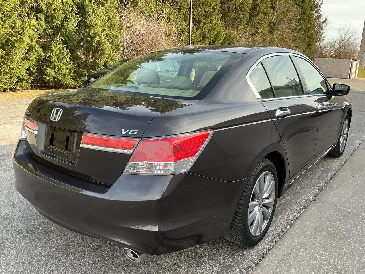 Honda Accord EX-L V6 Sedan AT 2012