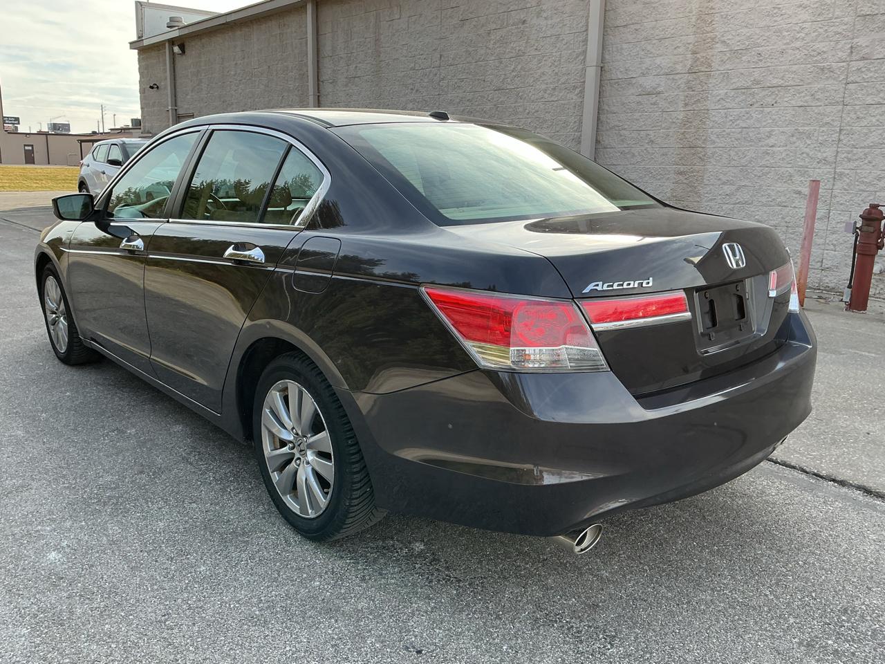 Honda Accord EX-L V6 Sedan AT 2012