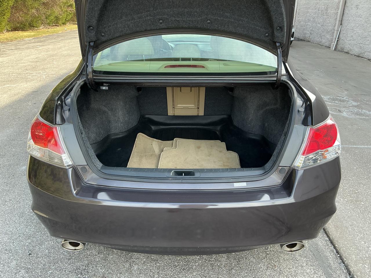 Honda Accord EX-L V6 Sedan AT 2012