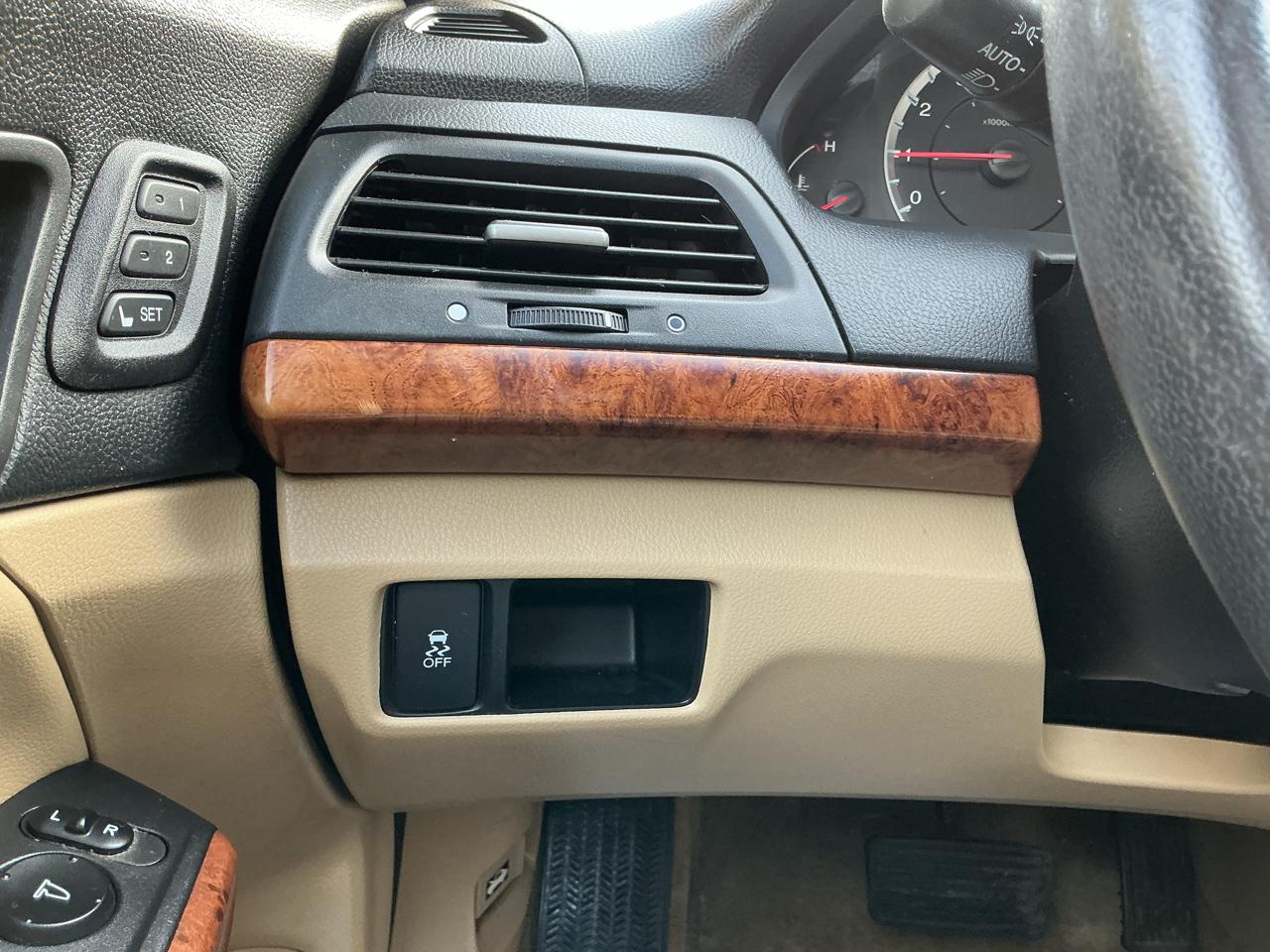 Honda Accord EX-L V6 Sedan AT 2012