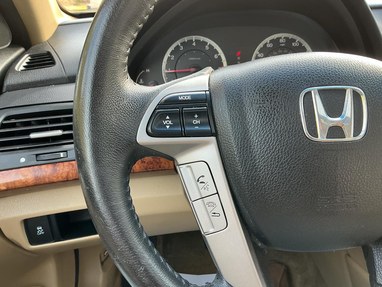 Honda Accord EX-L V6 Sedan AT 2012