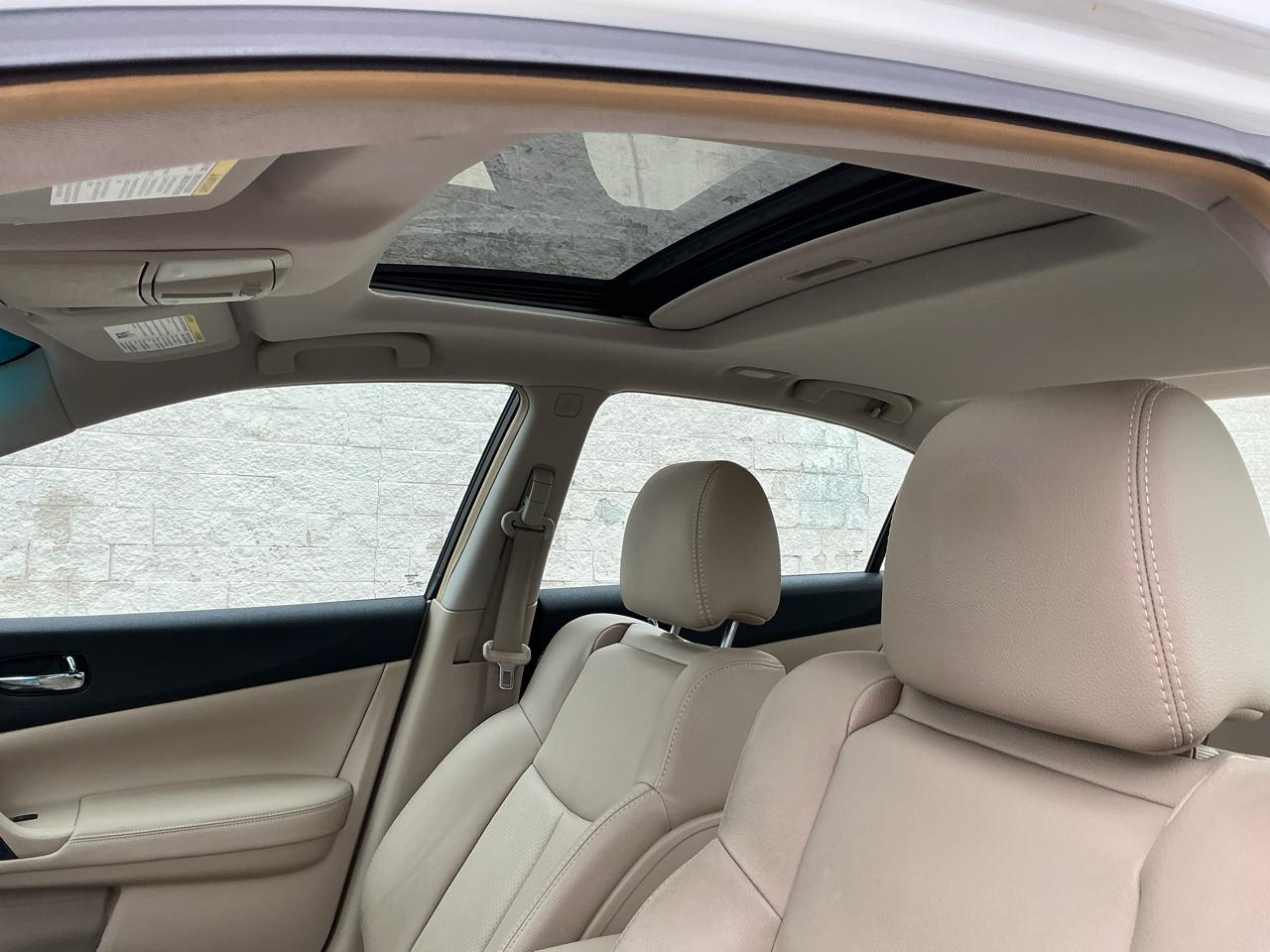 Nissan Maxima SV 2013