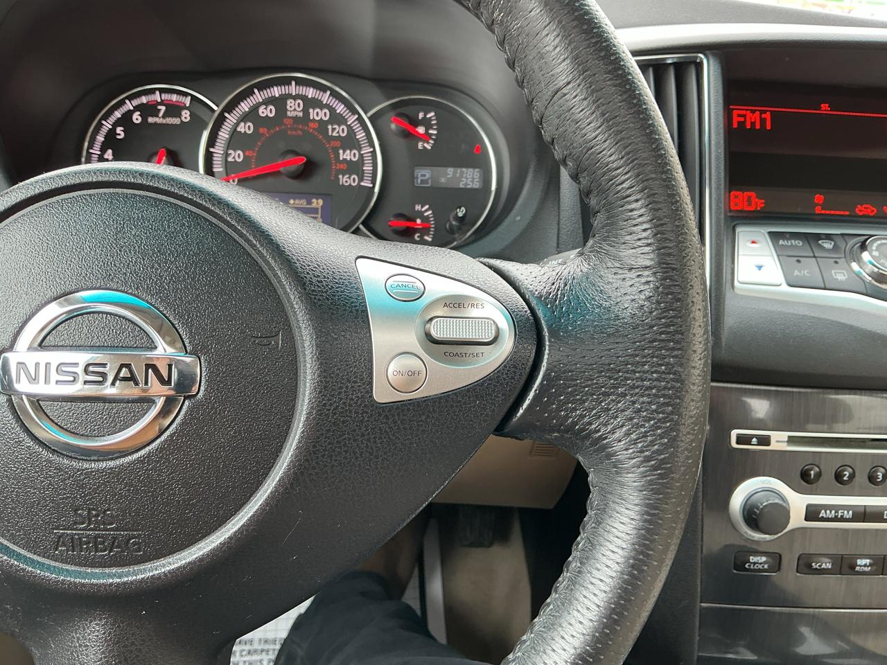 Nissan Maxima SV 2013