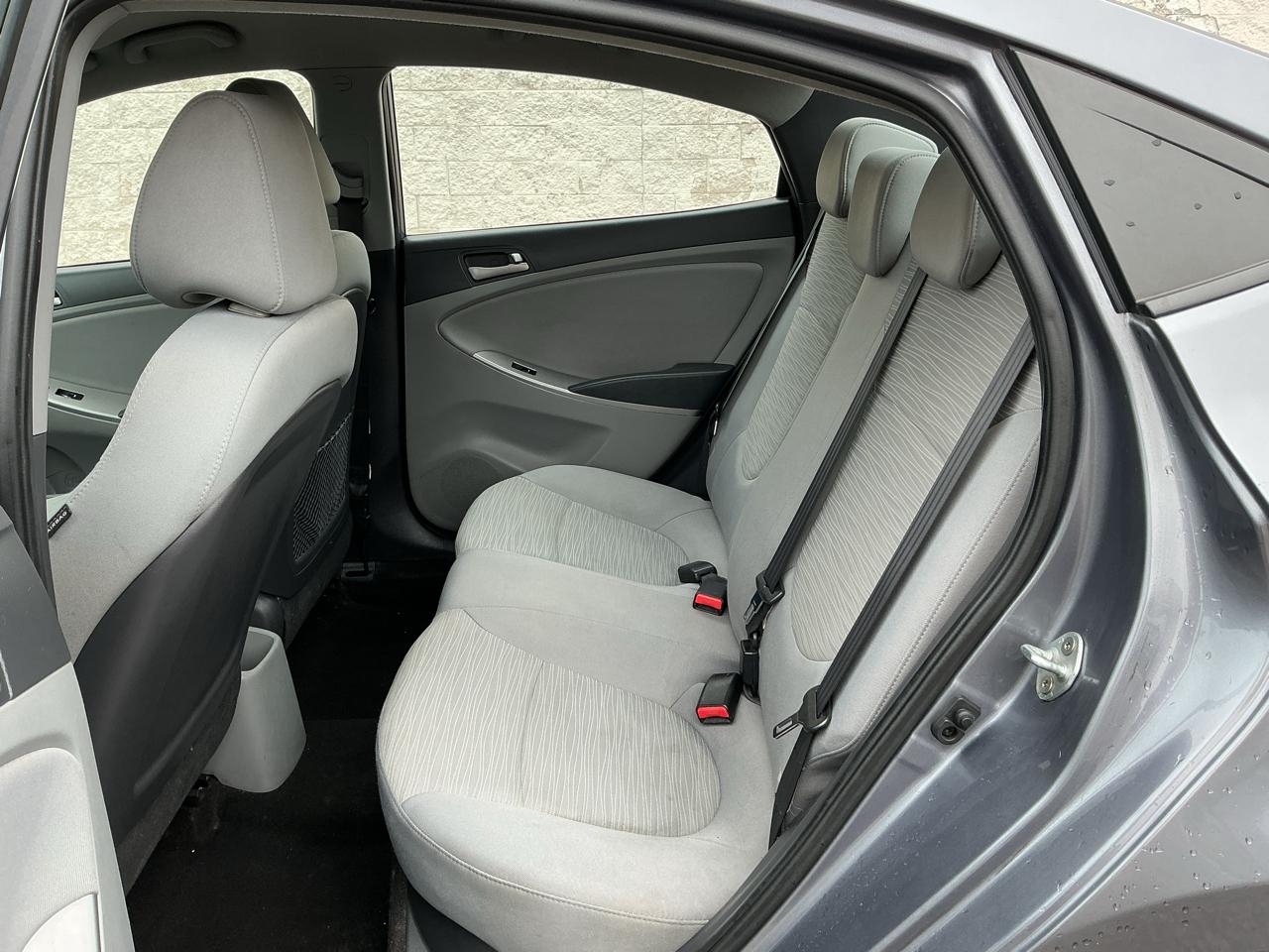 Hyundai Accent SE 4-Door 6A 2016