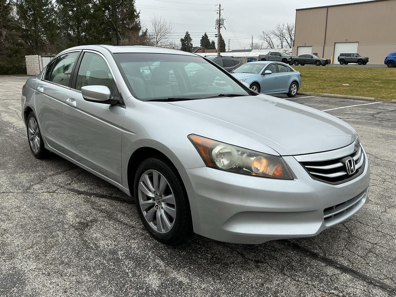 Honda Accord EX-L Sedan AT 2011