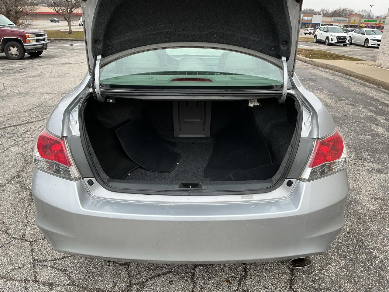 Honda Accord EX-L Sedan AT 2011