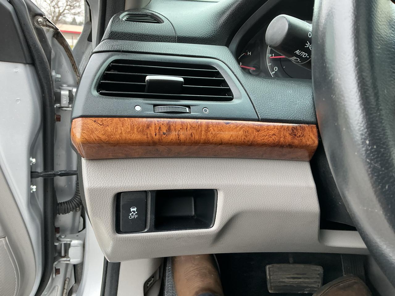 Honda Accord EX-L Sedan AT 2011