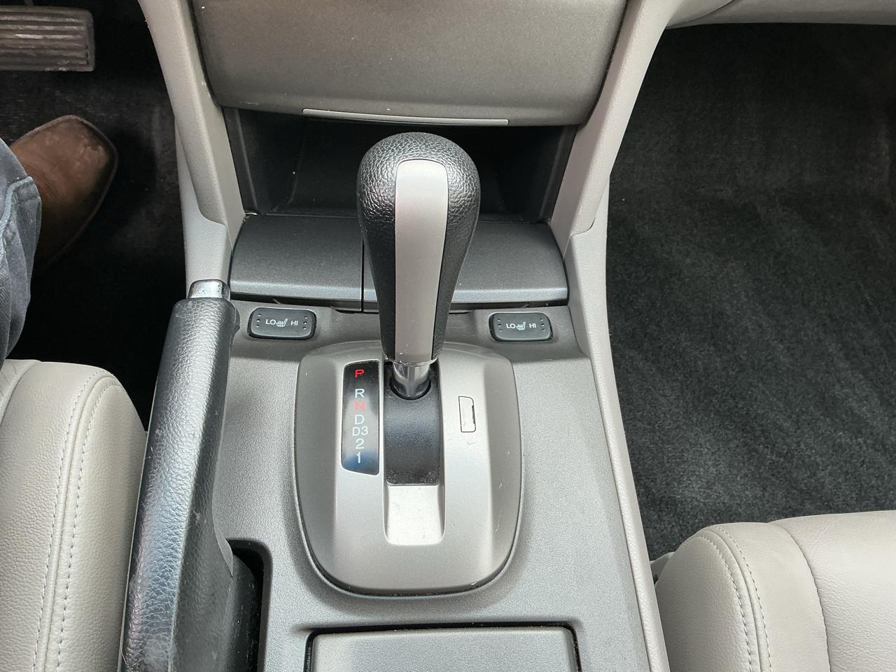 Honda Accord EX-L Sedan AT 2011