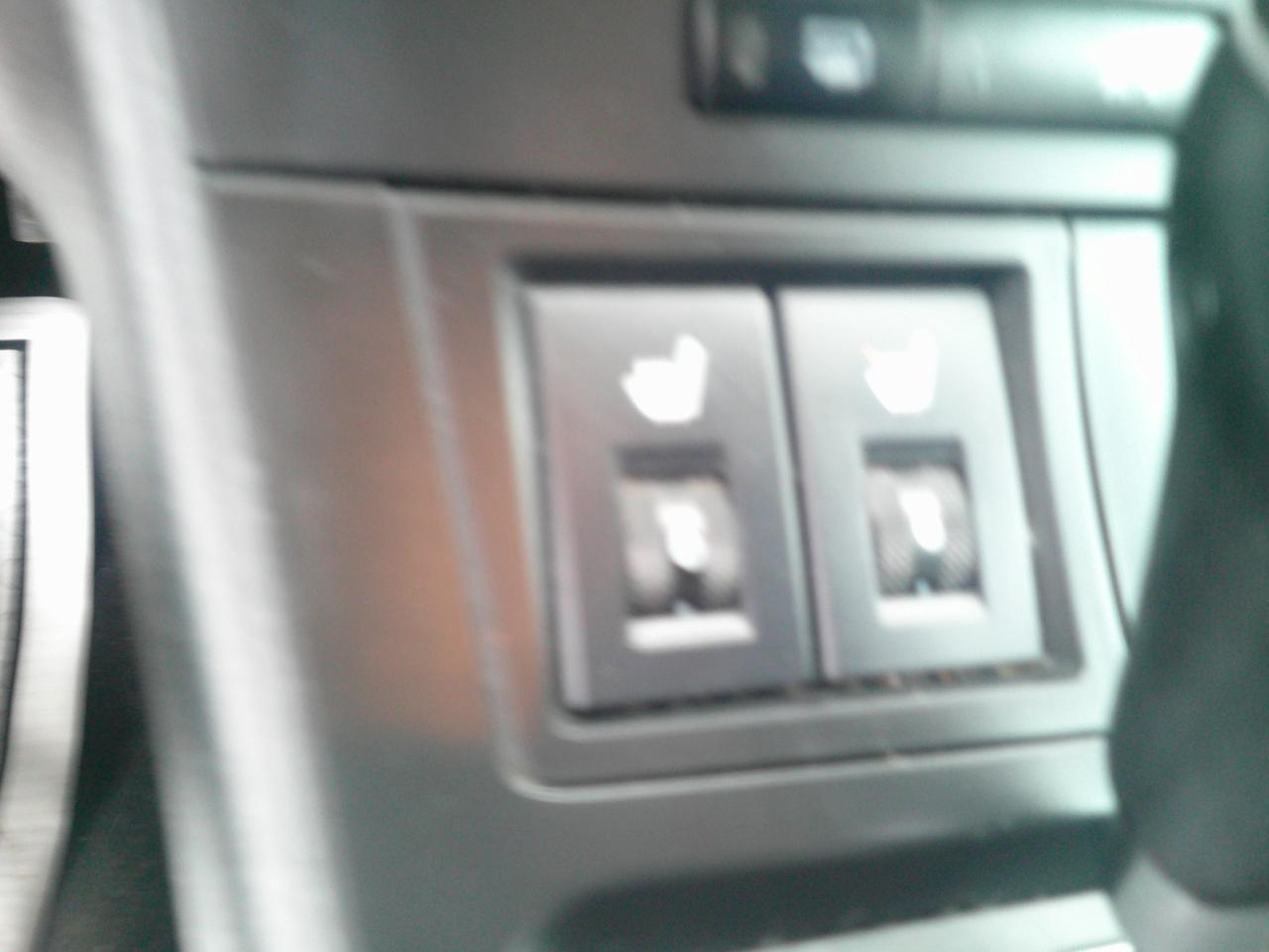 Mazda MAZDA3 I Grand Touring 4-Door 2012