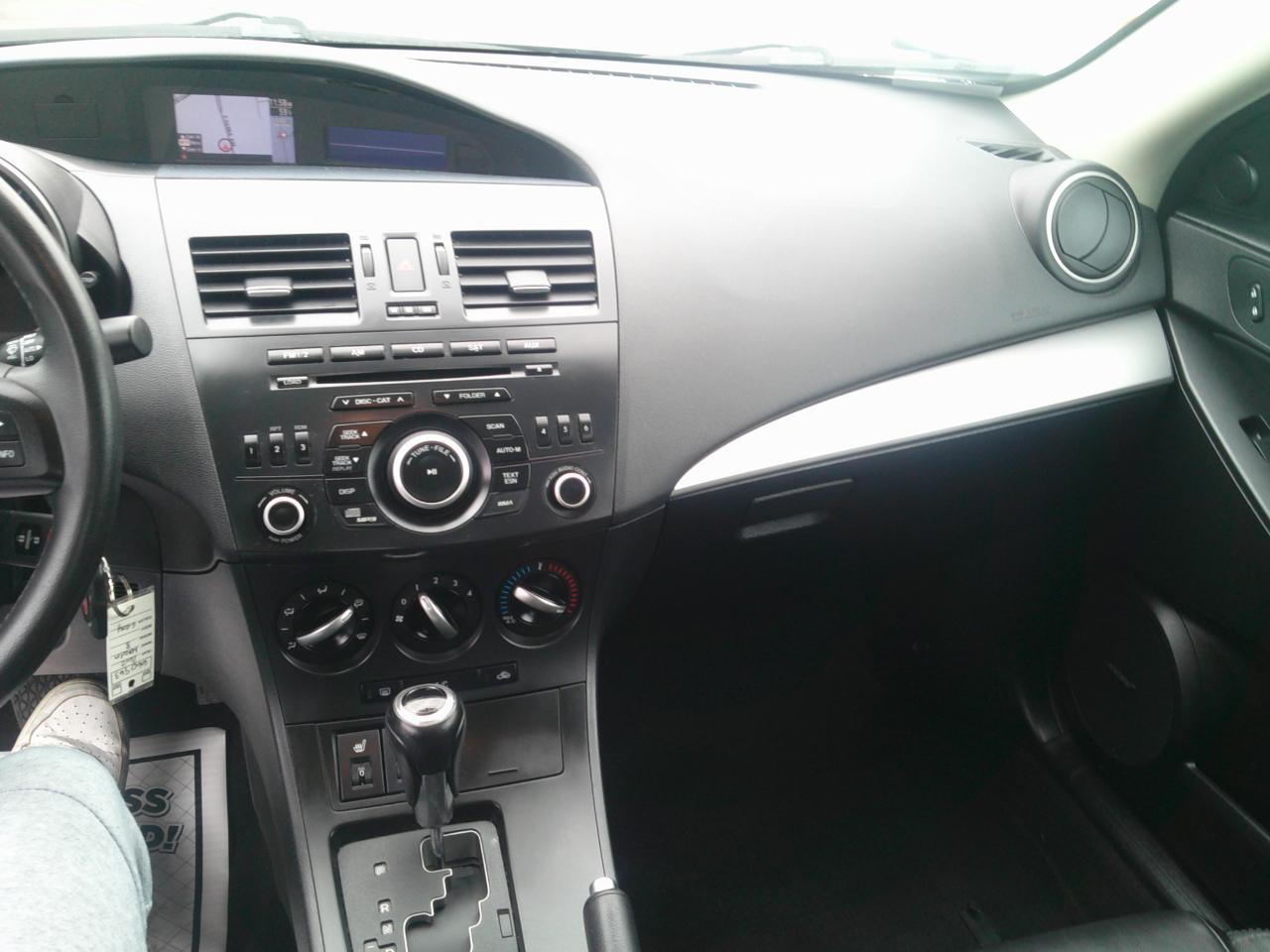 Mazda MAZDA3 I Grand Touring 4-Door 2012