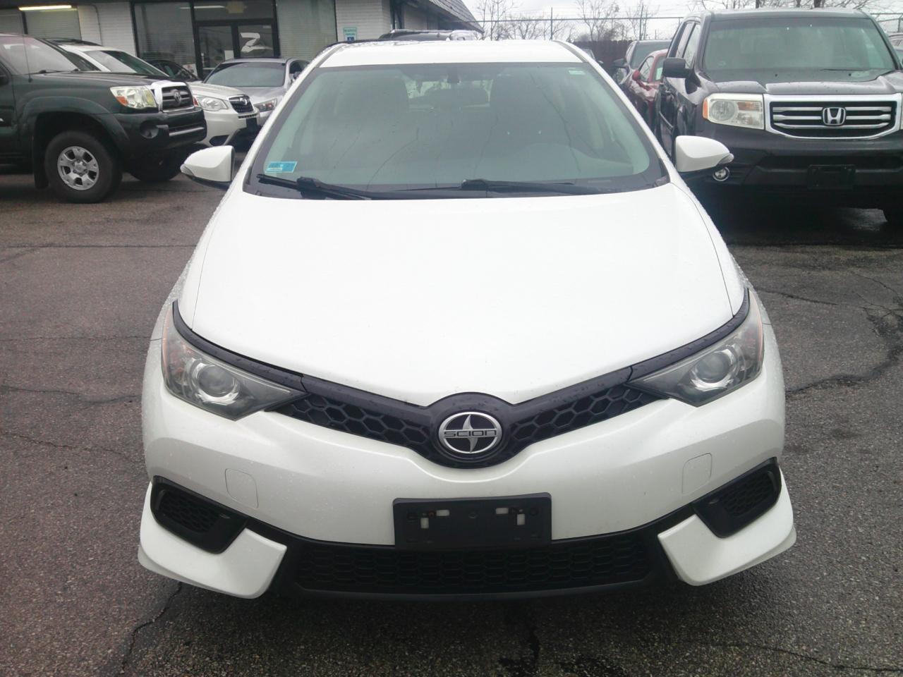 Scion iM CVT 2016