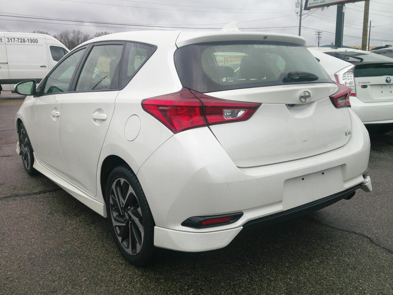 Scion iM CVT 2016