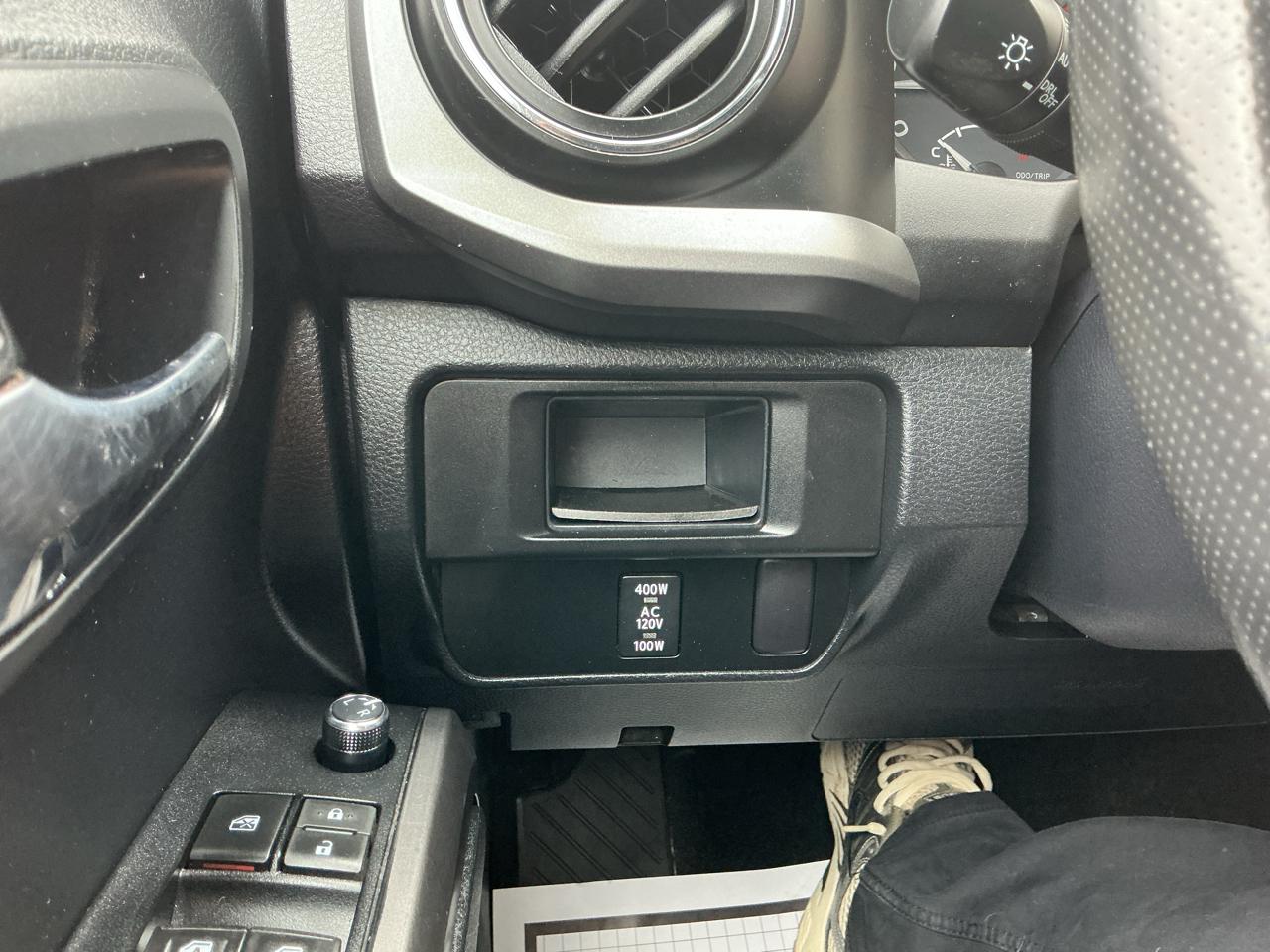 Toyota Tacoma SR5 Access Cab V6 6AT 4WD 2017