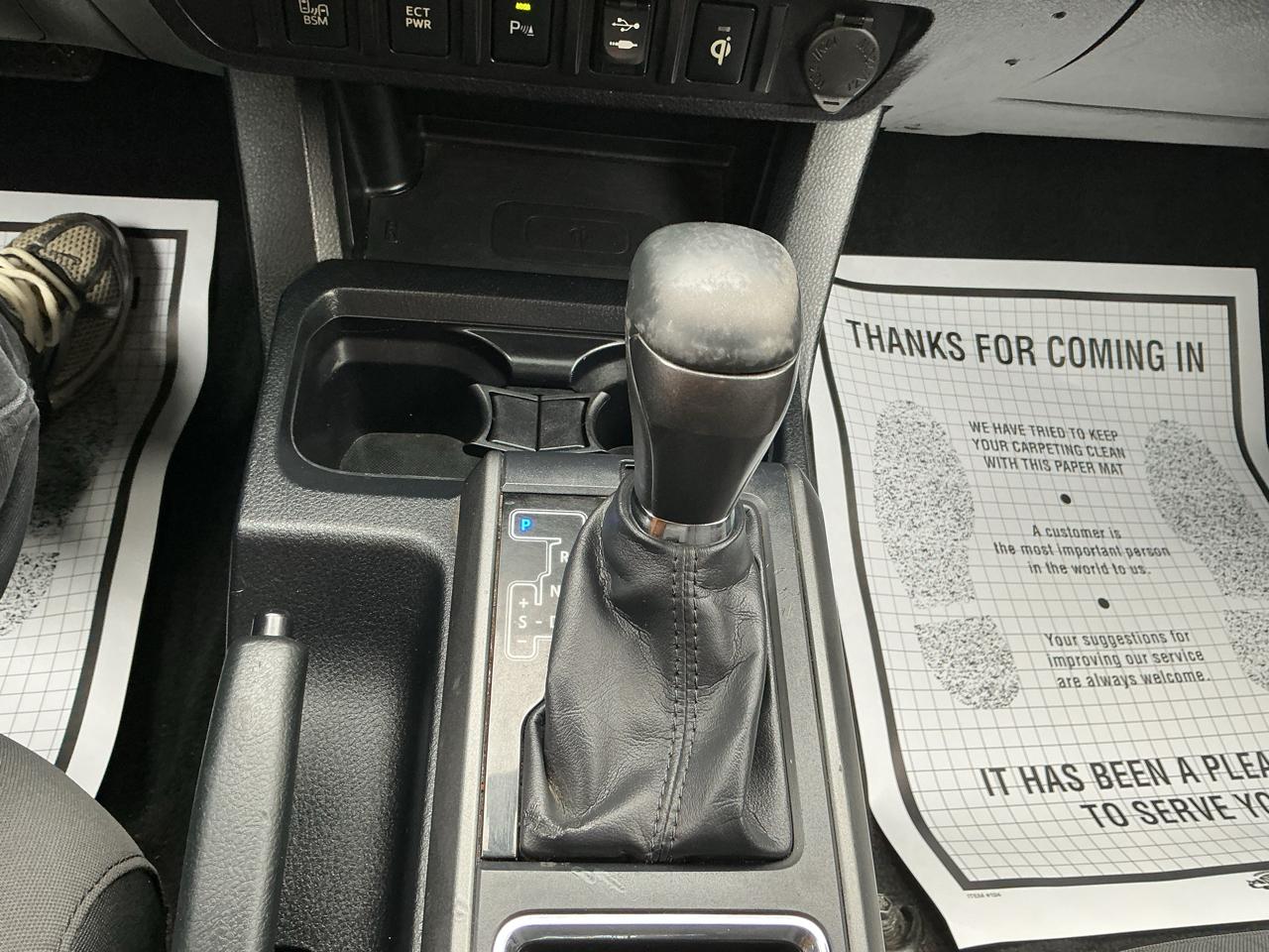 Toyota Tacoma SR5 Access Cab V6 6AT 4WD 2017