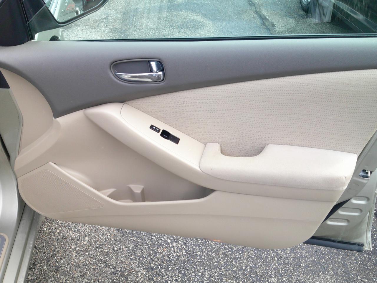 Nissan Altima 2.5 S 2010