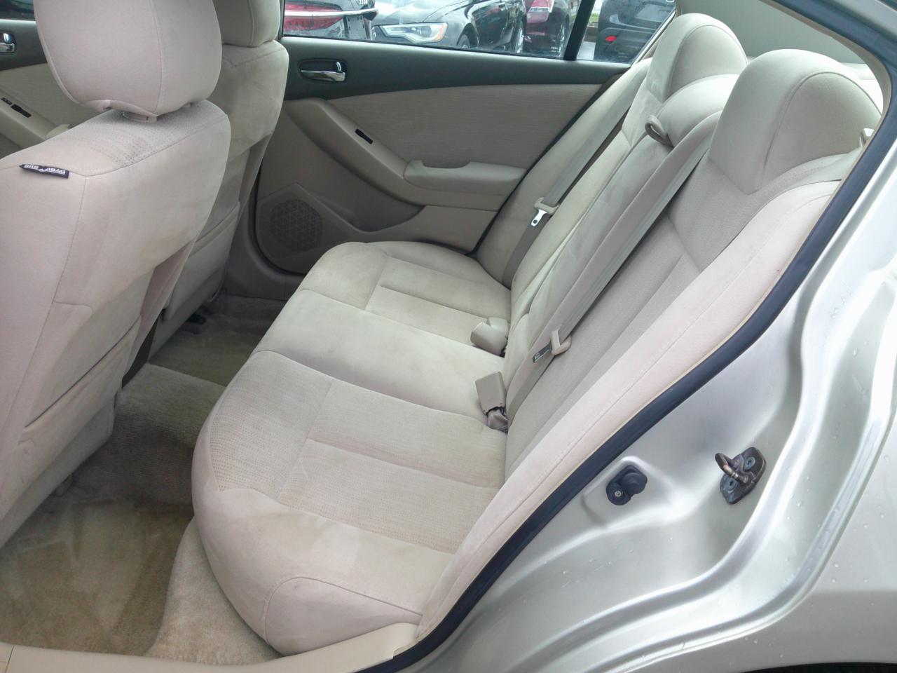 Nissan Altima 2.5 S 2010