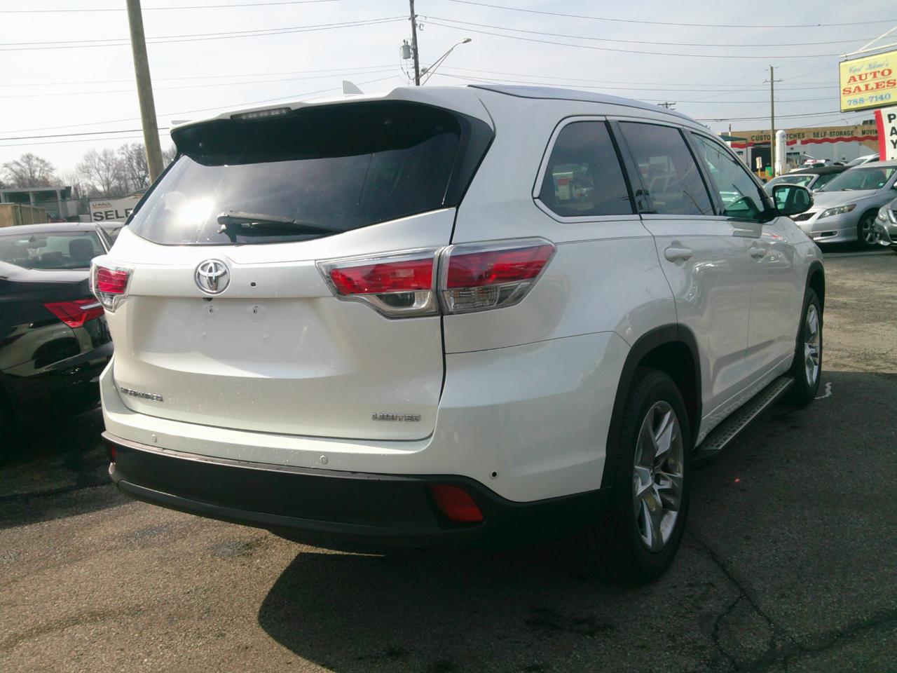 Toyota Highlander Limited FWD V6 2014