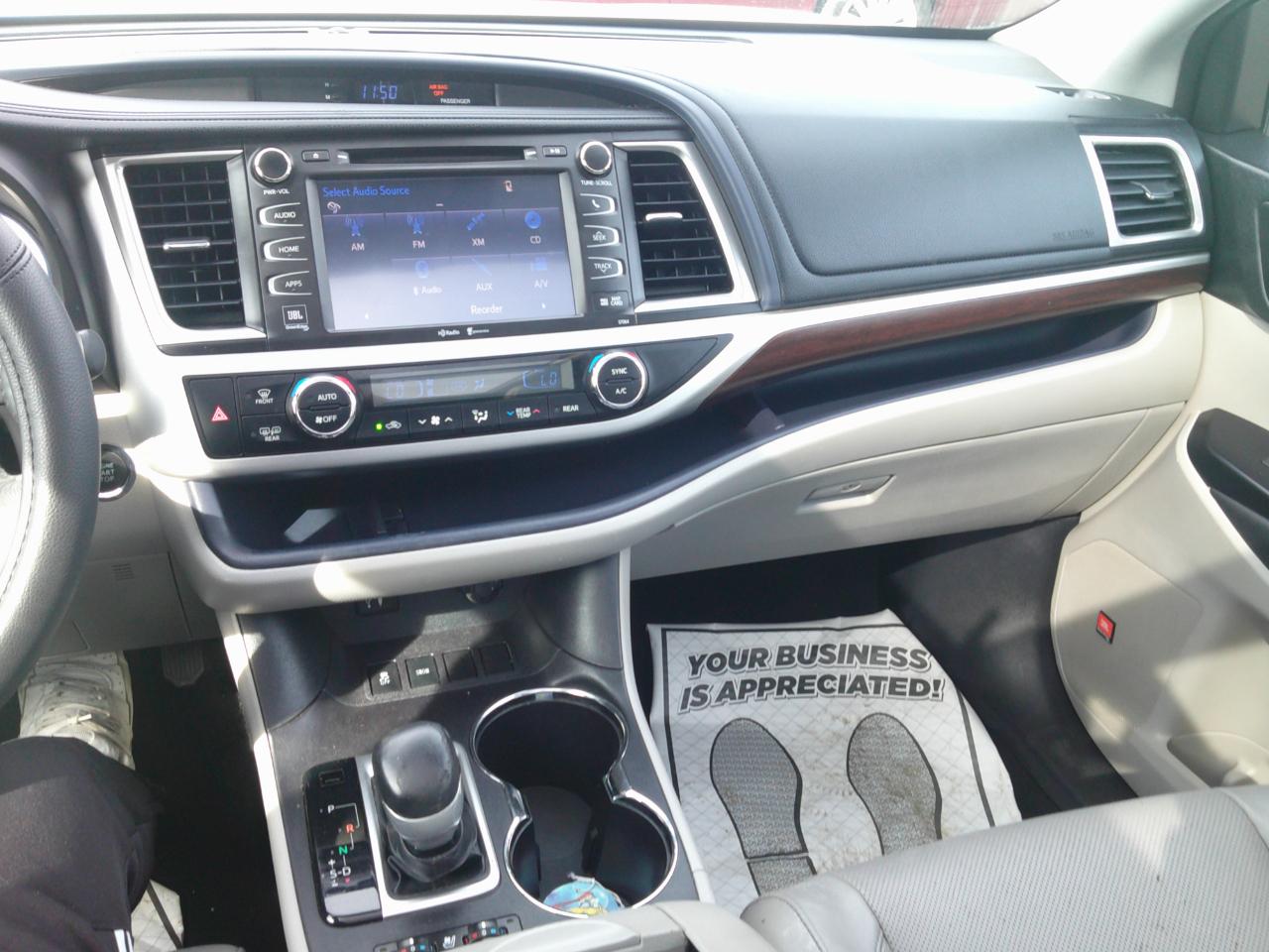 Toyota Highlander Limited FWD V6 2014