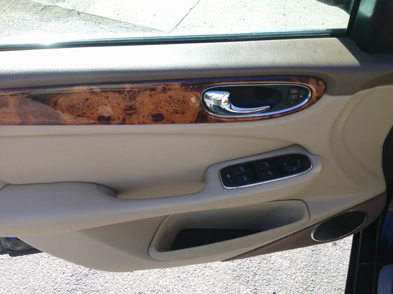 Jaguar XJ-Series XJ8 2006