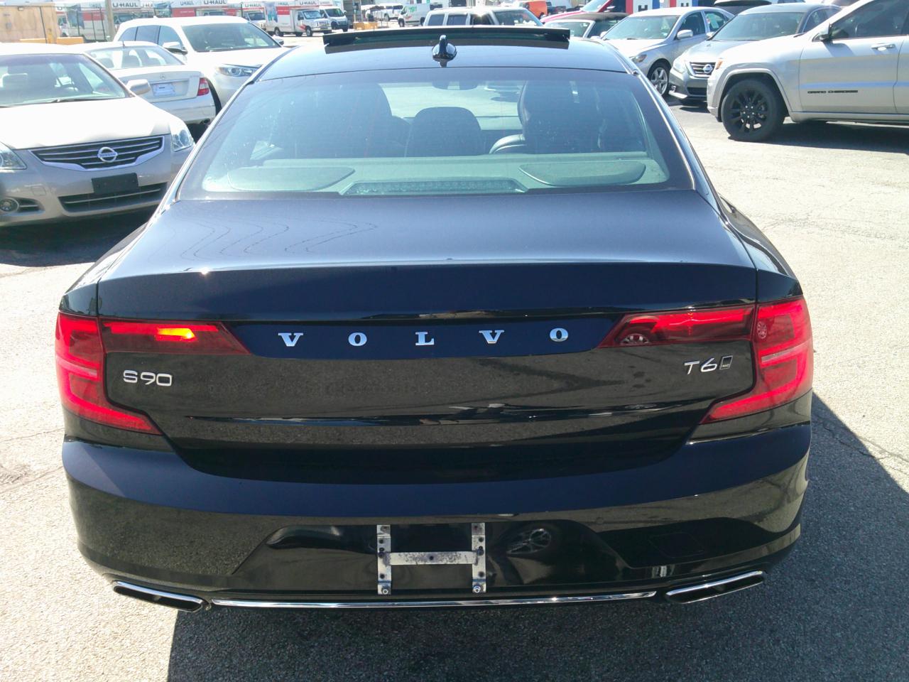 Volvo S90 T6 Momentum AWD 2020