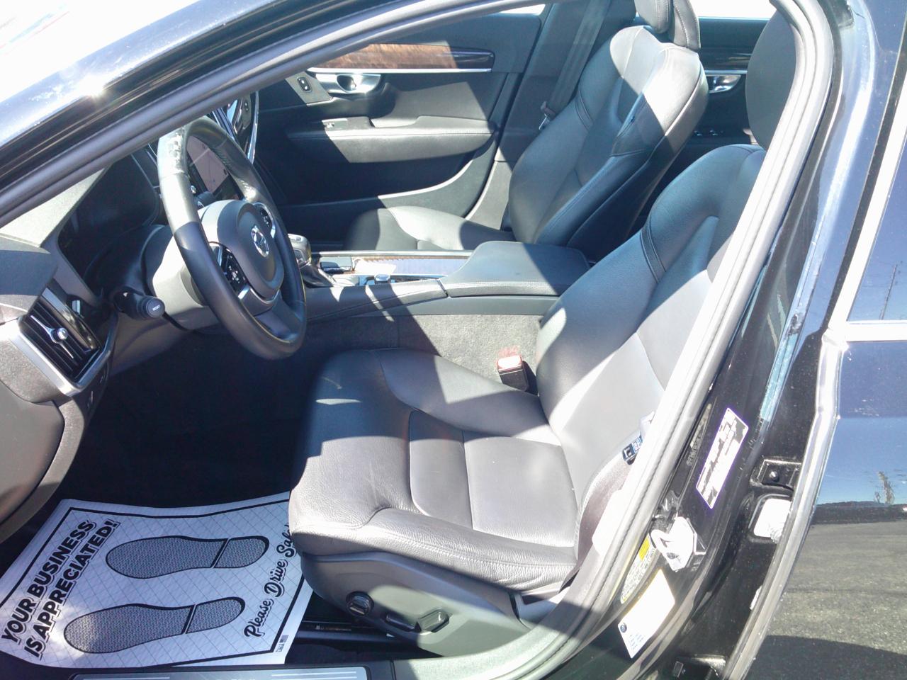 Volvo S90 T6 Momentum AWD 2020