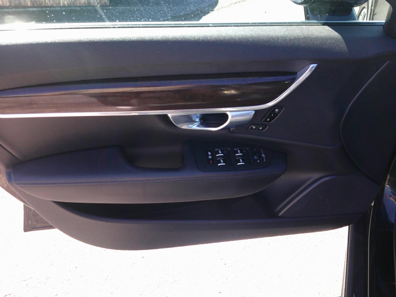 Volvo S90 T6 Momentum AWD 2020