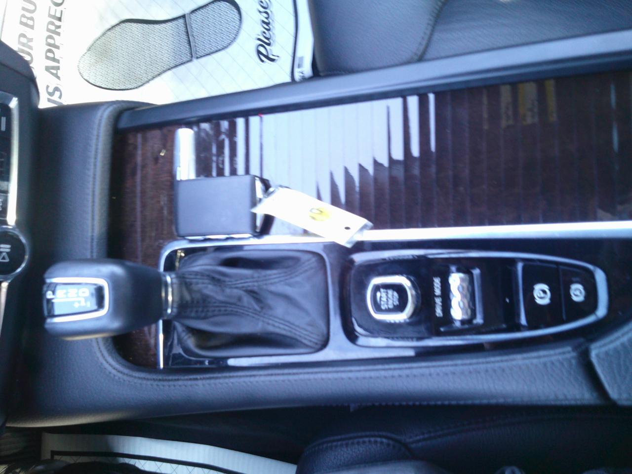 Volvo S90 T6 Momentum AWD 2020