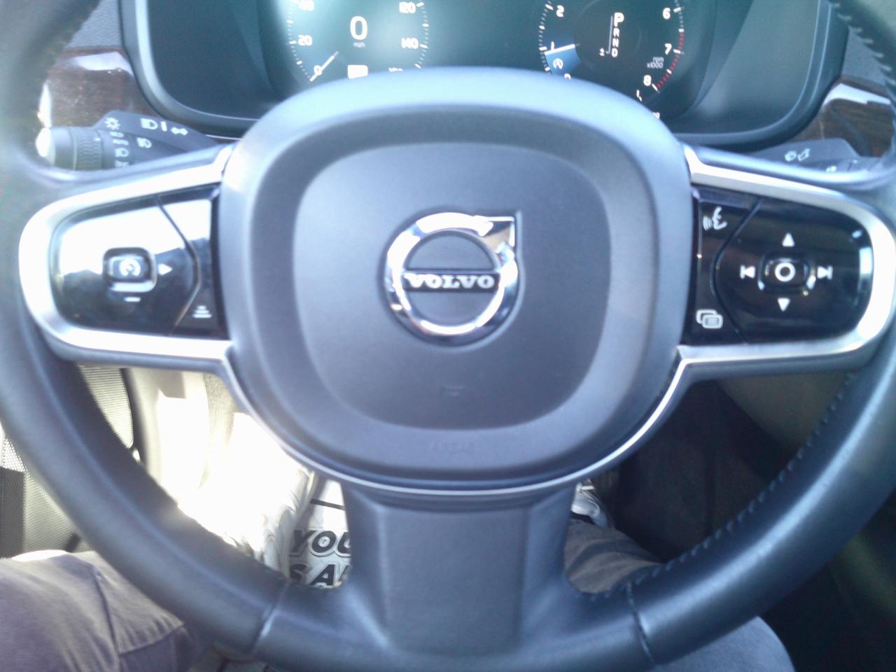 Volvo S90 T6 Momentum AWD 2020