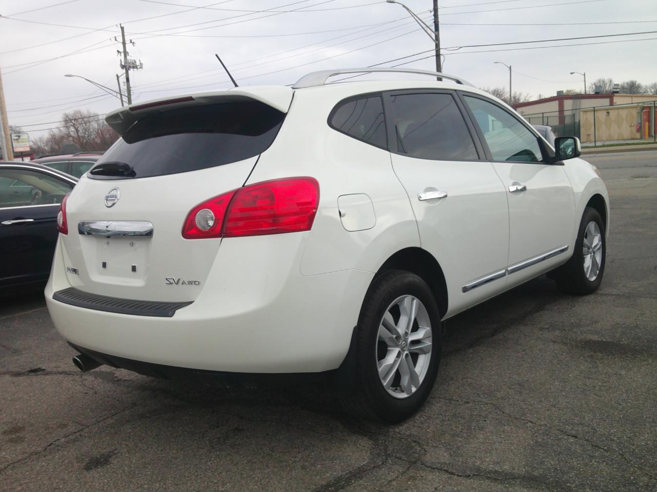 Nissan Rogue SV AWD 2012