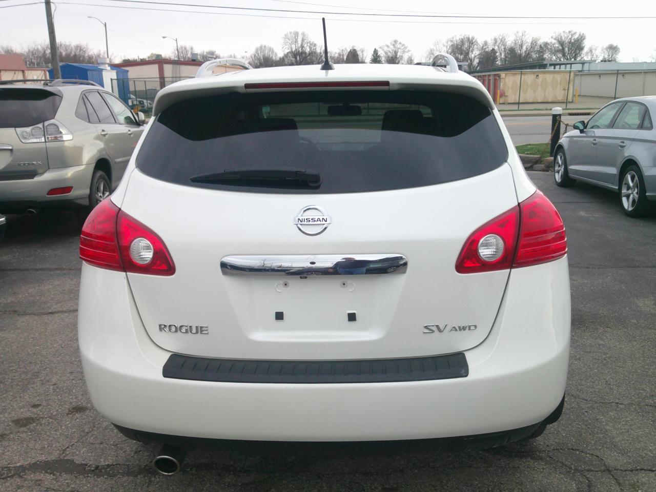 Nissan Rogue SV AWD 2012