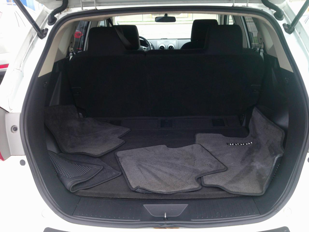 Nissan Rogue SV AWD 2012