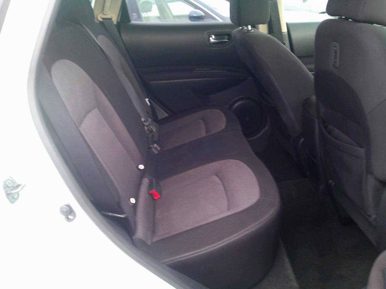 Nissan Rogue SV AWD 2012