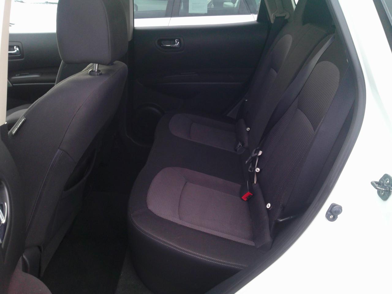 Nissan Rogue SV AWD 2012