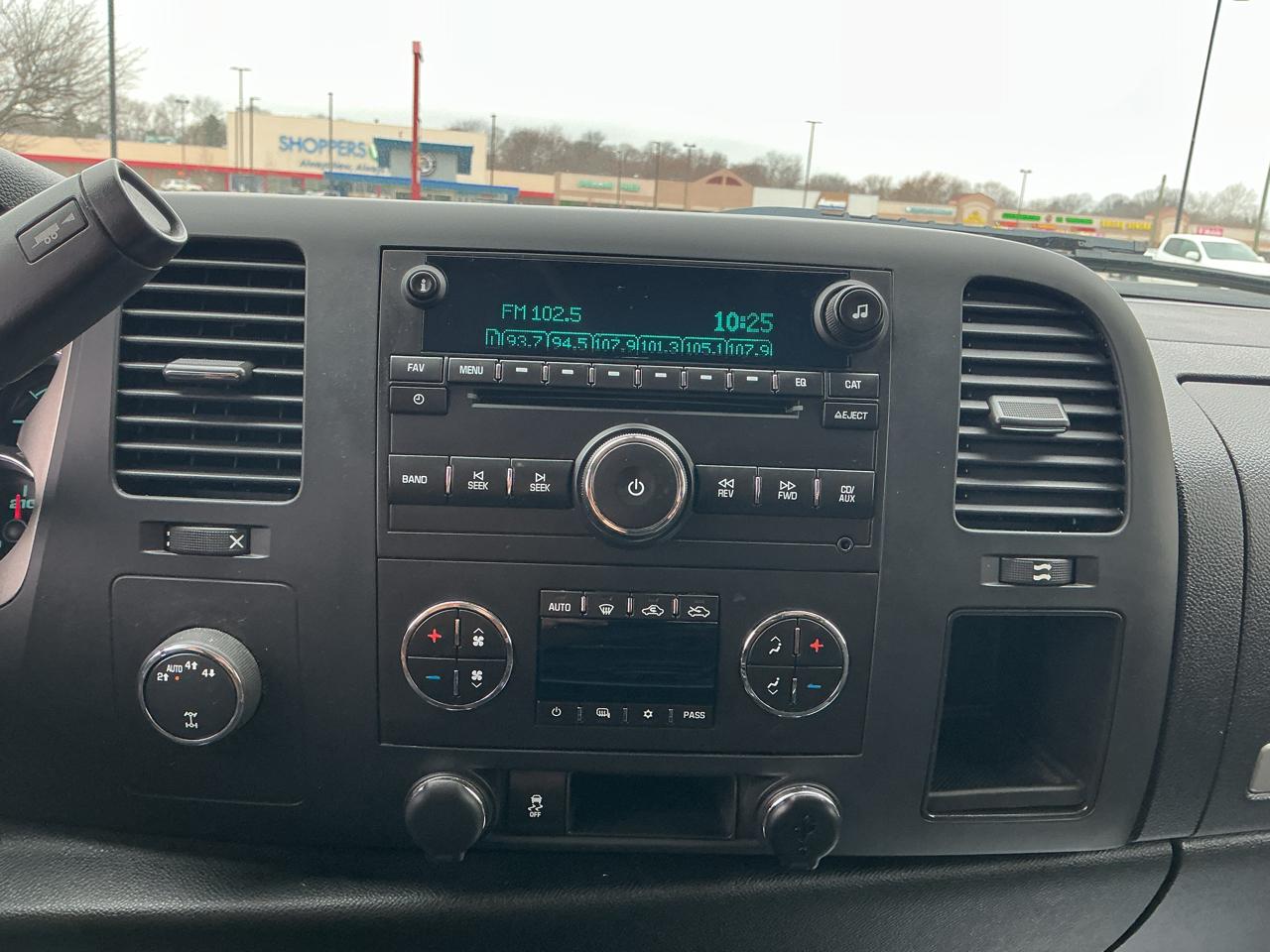 Chevrolet Silverado 1500 LT Ext. Cab Long Box 4WD 2013