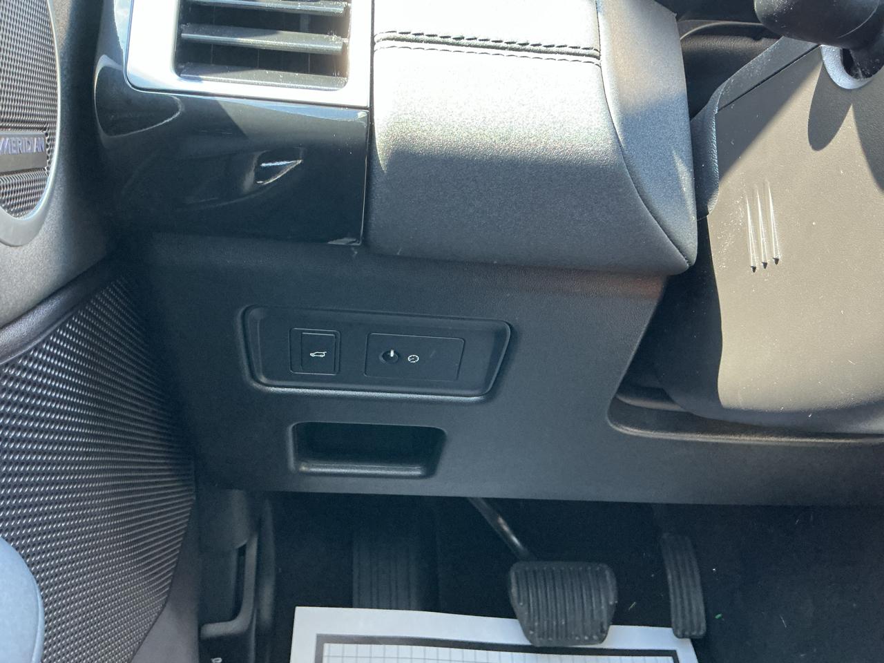 Land Rover Discovery HSE 2017