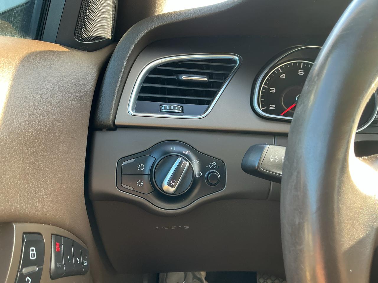 Audi A5 Cabriolet 2.0T quattro Tiptronic 2013