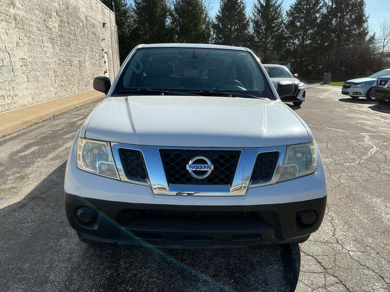 Nissan Frontier SV King Cab I4 5MT 2WD 2018