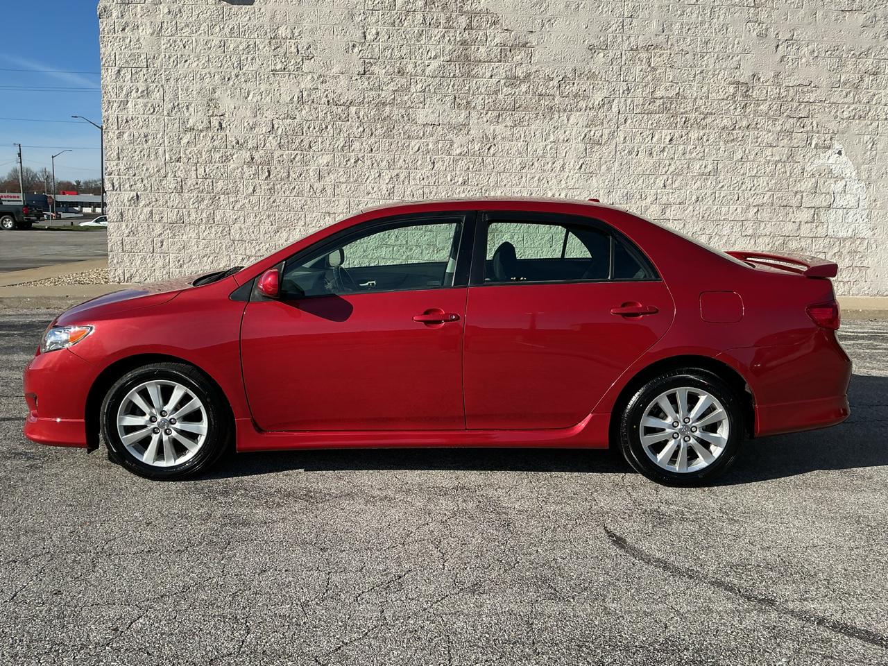 Toyota Corolla S Premium 4D Sedan 2010