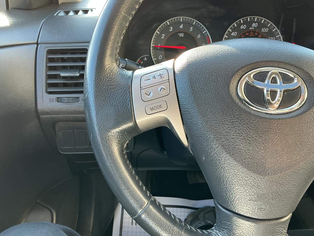 Toyota Corolla S Premium 4D Sedan 2010