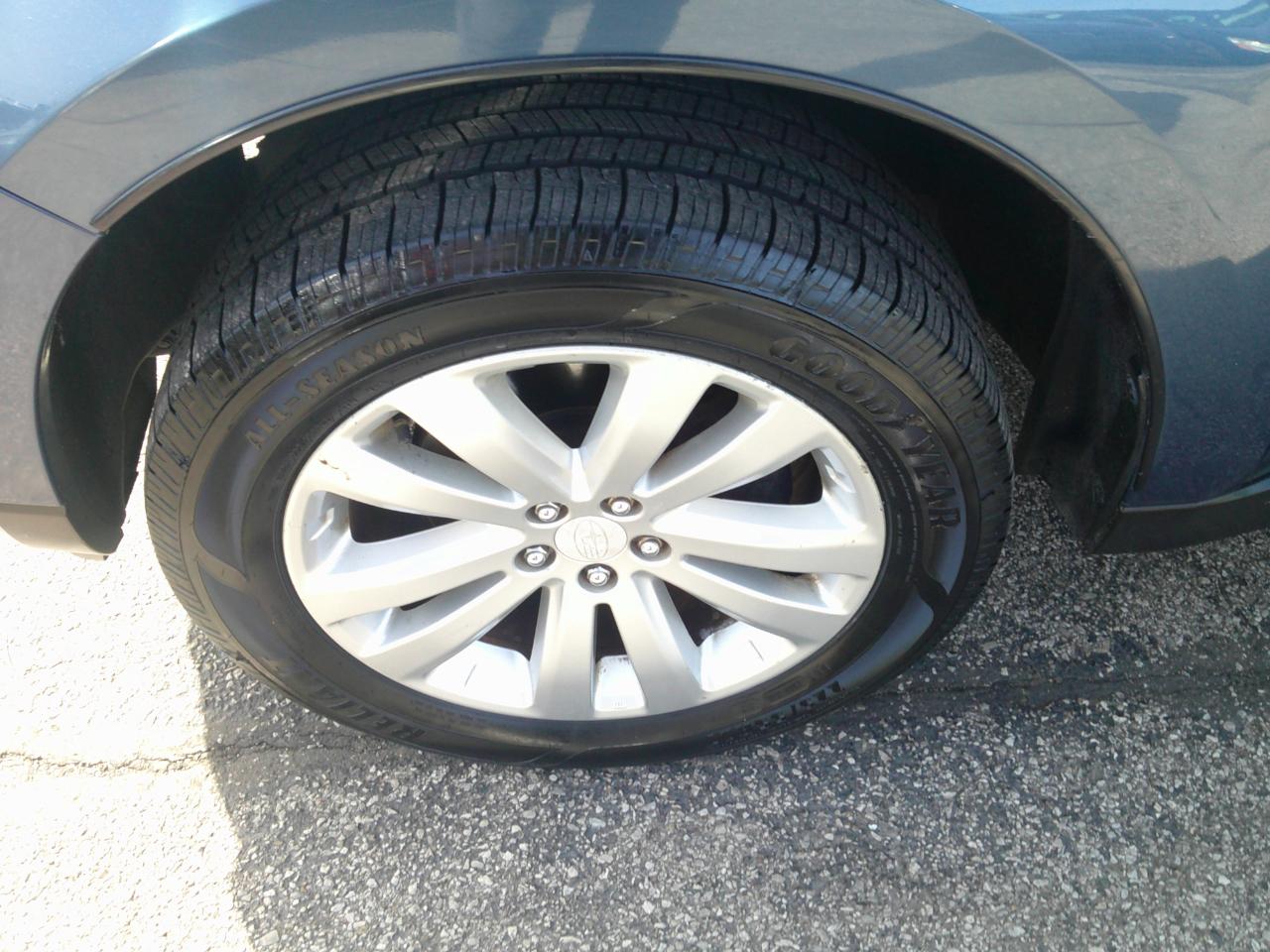 Subaru Forester 2.5X Limited 2011